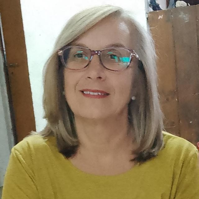 María González
